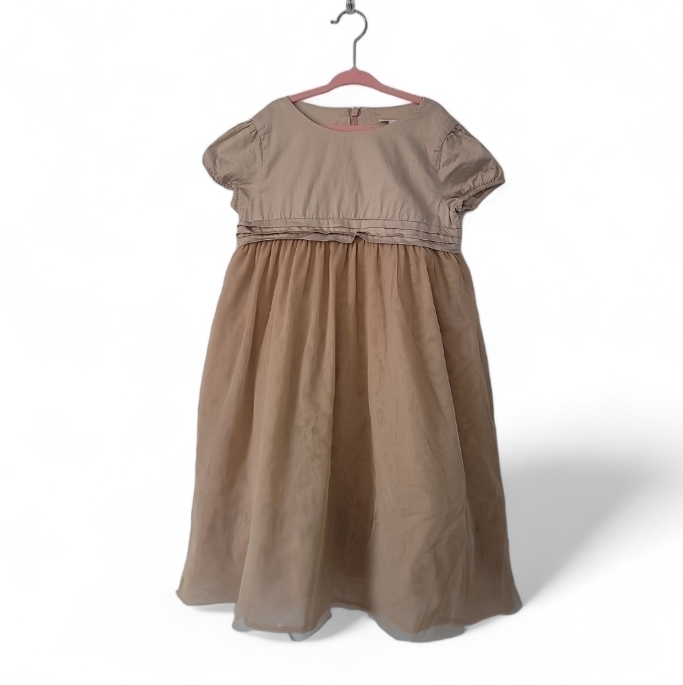 Size 7/8 The Little White Company Dress